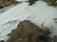 Led kryt na potoku Melatín obleva únor 2008